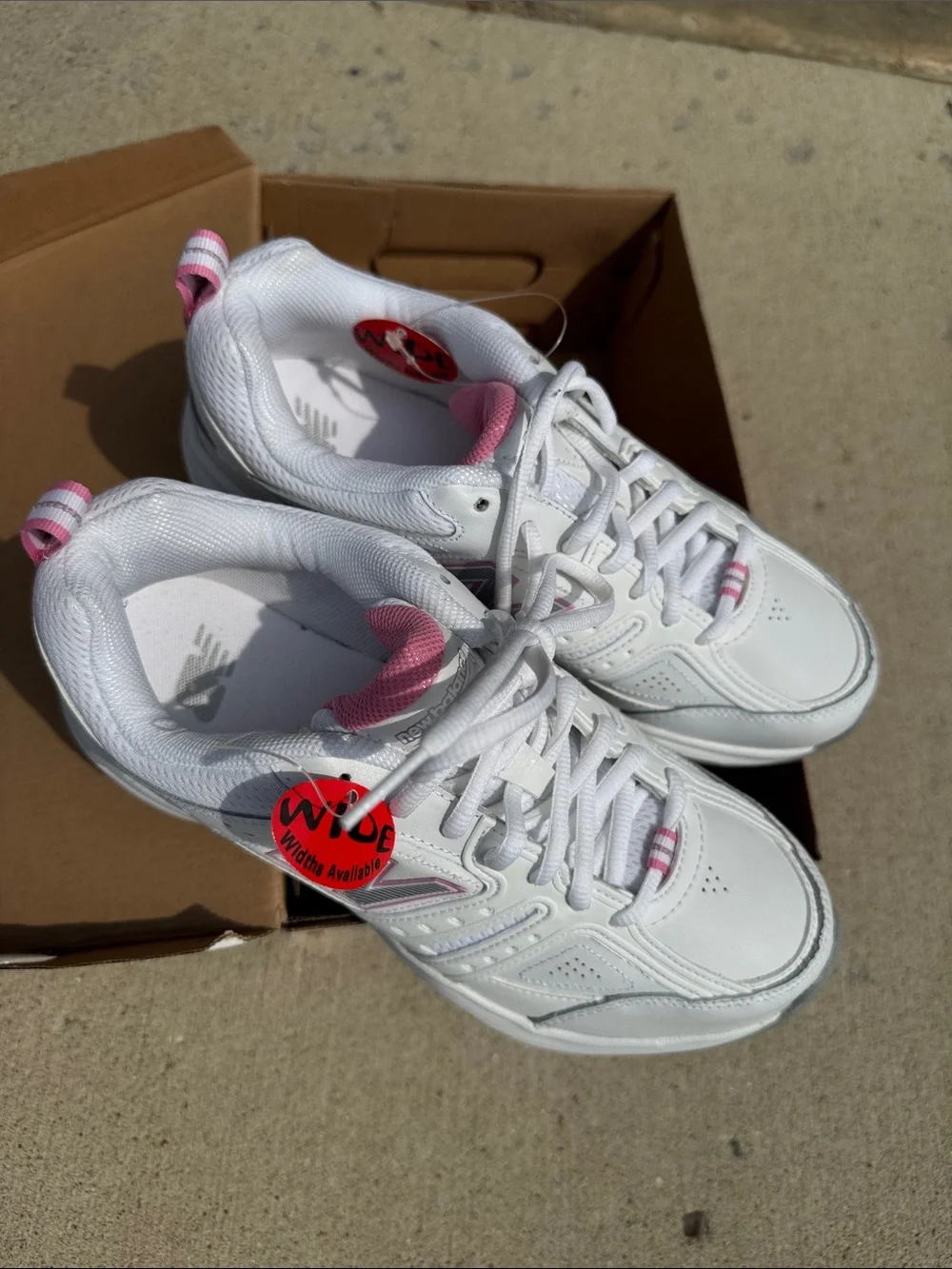 New Balance White and Pink Women's Athletic Sneakers 409 - WIDE - NEW IN BOX